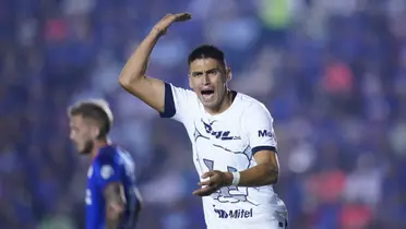 Gol de Guillermo Martínez con Pumas ante Cruz Azul 