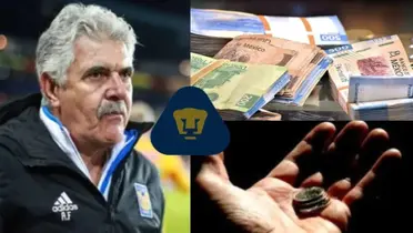 Ricardo Ferretti con dinero sello de Pumas y monedas