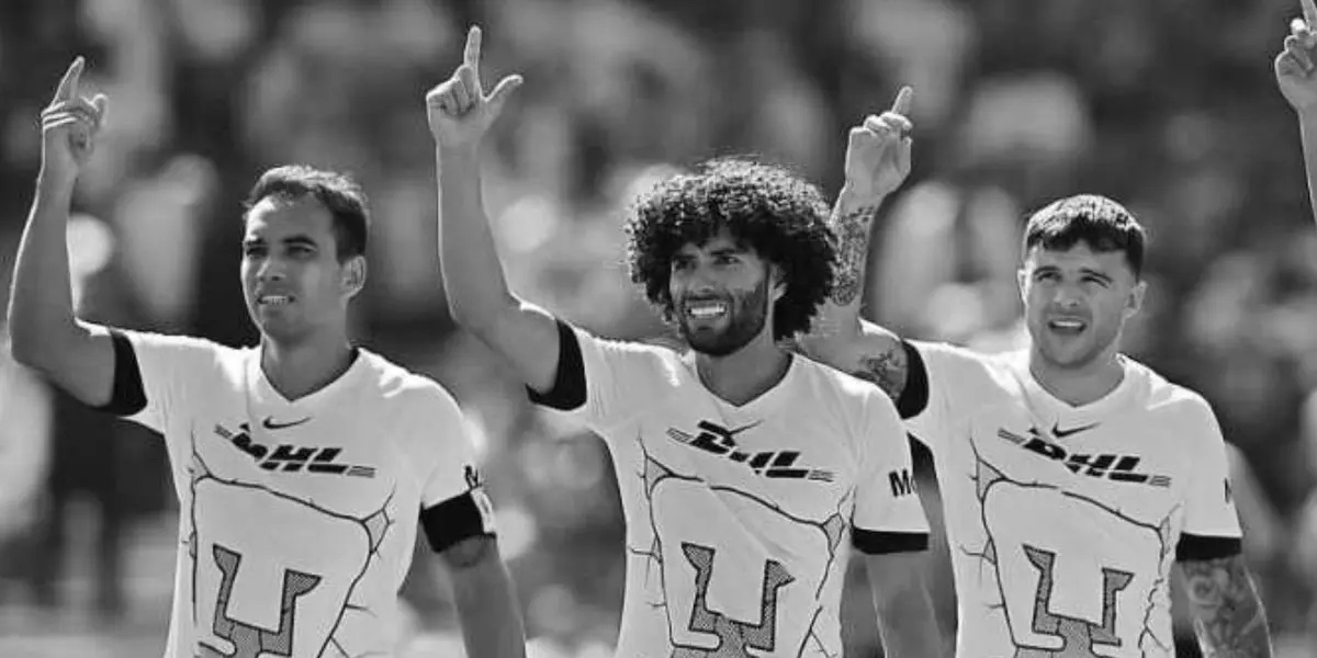 Adrián Aldrete, César Huerta y Christian Tabó con Pumas