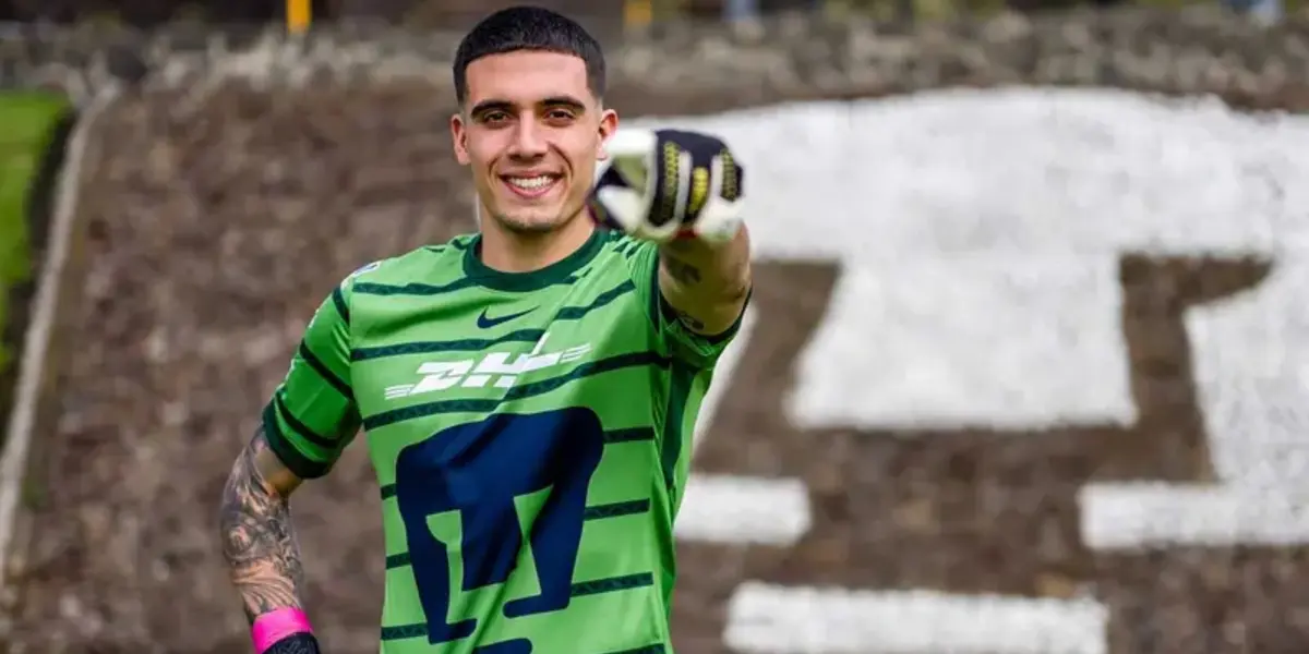 Alex Padilla presentado en el combinado de Pumas (Fuente: Pumas X)