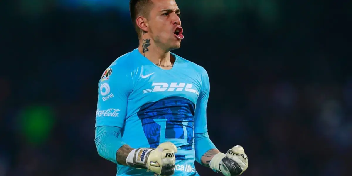 Alfredo Saldívar con el combinado de los Pumas (Fuente: Mexsports)