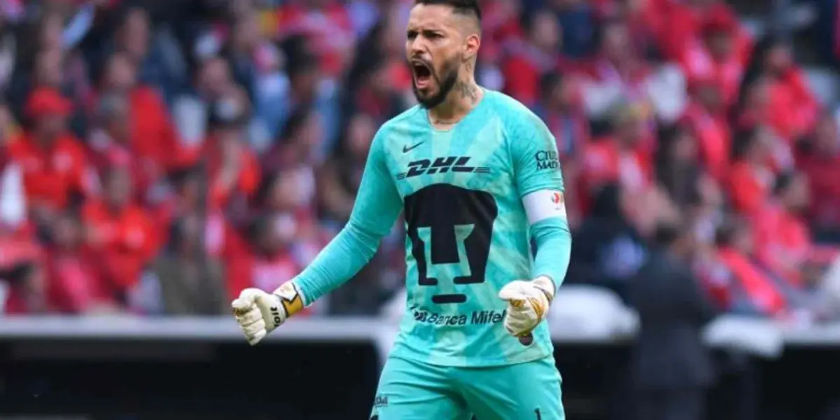 Alfredo Saldívar en los Pumas