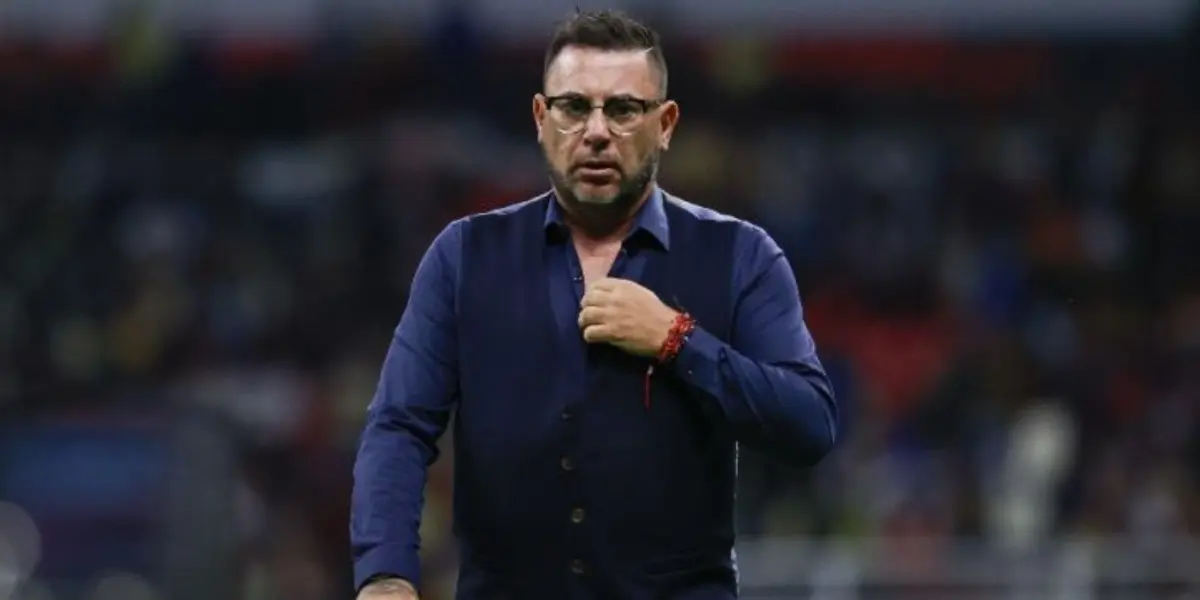 Antonio Mohamed a pesar de la goleada no se mostró satisfecho y planea mejorar el nivel de los Pumas