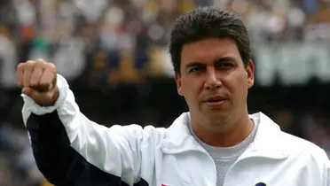 Arturo Elias Ayub con Pumas de la UNAM