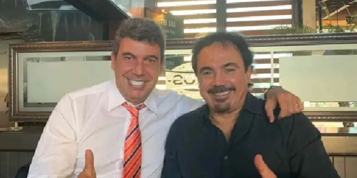 Arturo Elías Ayub y Hugo Sánchez