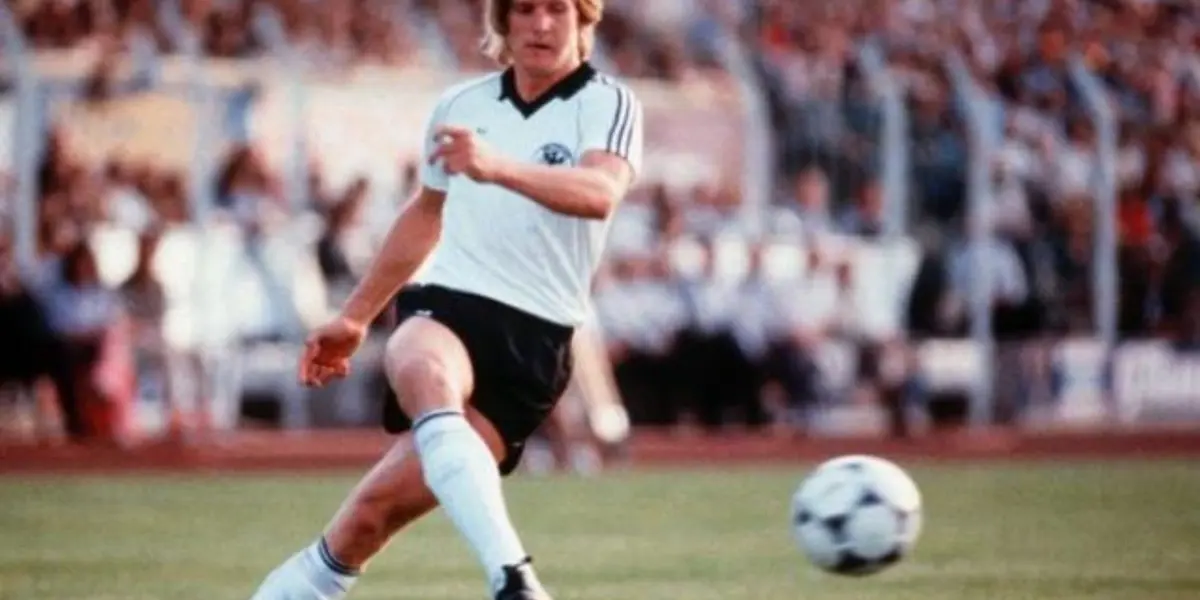 Bernd Schuster tuvo su última etapa como futbolista con los Pumas