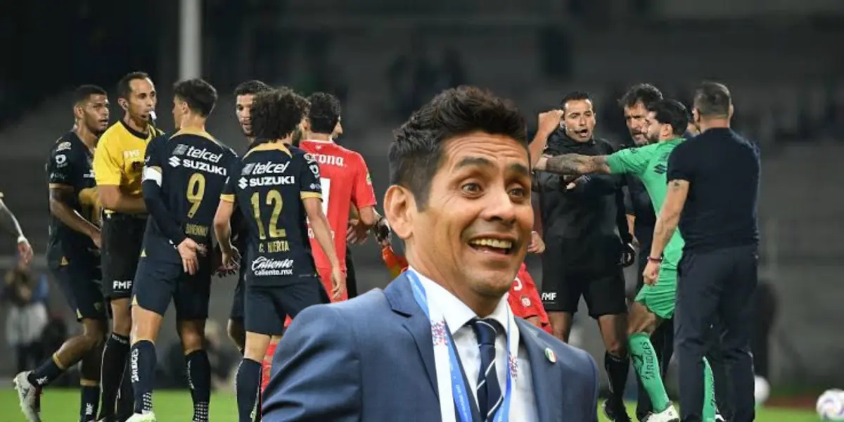 Campos y jugadores de Pumas con bronca/FOTO: Milenio