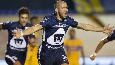 Carlos González festeja gol con el cuadro de Pumas (Fuente: Mexsports)
