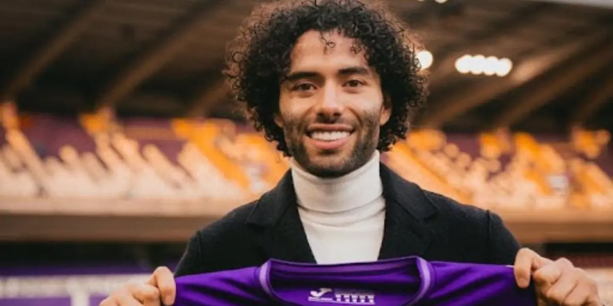 César Huerta con el combinado de Anderletcht en su presentación (Fuente: Anderletcht