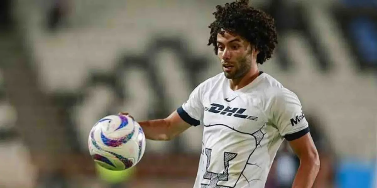 Cesar Huerta con Pumas