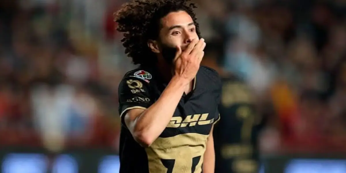 César Huerta festeja gol con el combinado de los Pumas (Fuente: Mexsports)