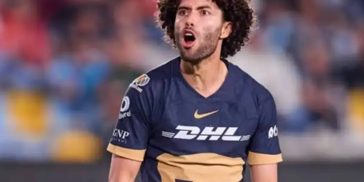 César Huerta festeja gol con los Pumas (Fuente: Mexsports)