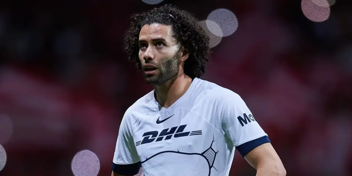 César Huerta jugando Pumas