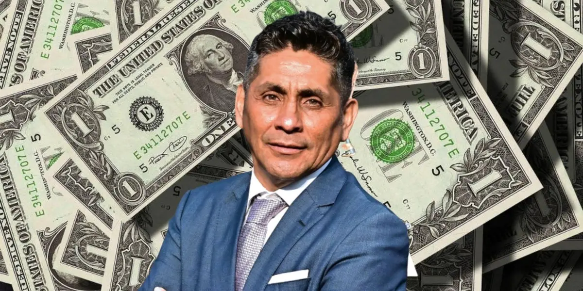 Como suele ocurrir en las transmisiones del Tri en Azteca, se ventiló un nuevo capítulo de los ex seleccionados