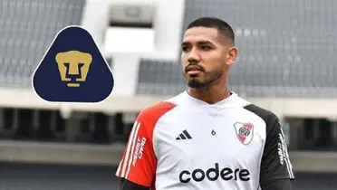 David Martínez con River Plate y escudo de Pumas