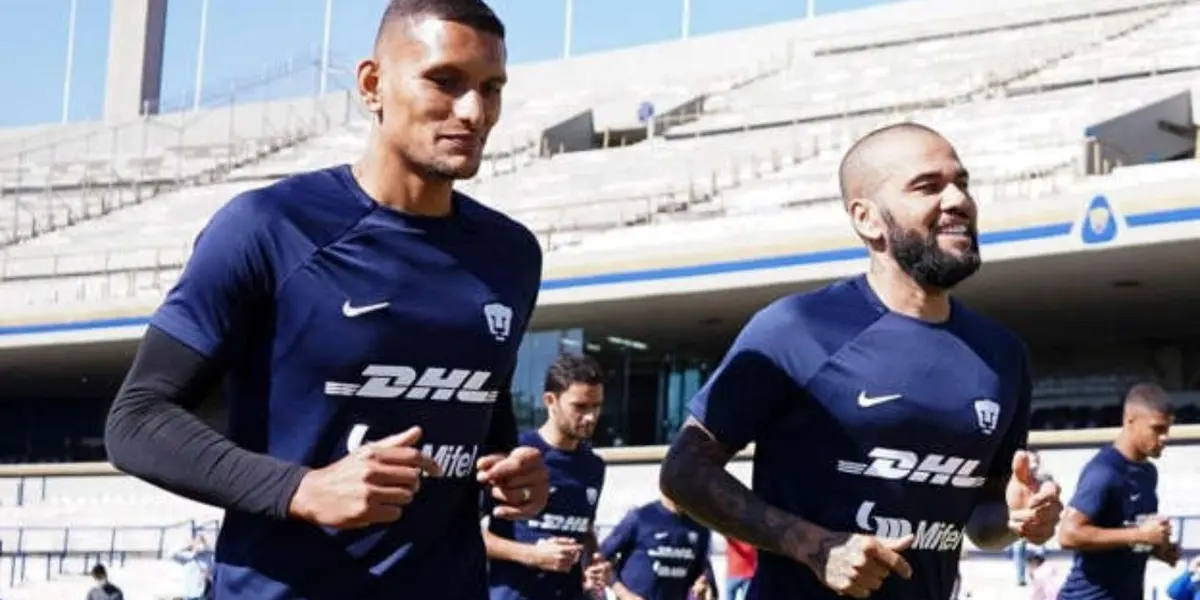 Diogo de Oliveira y Meritao defienden a Dani Alves