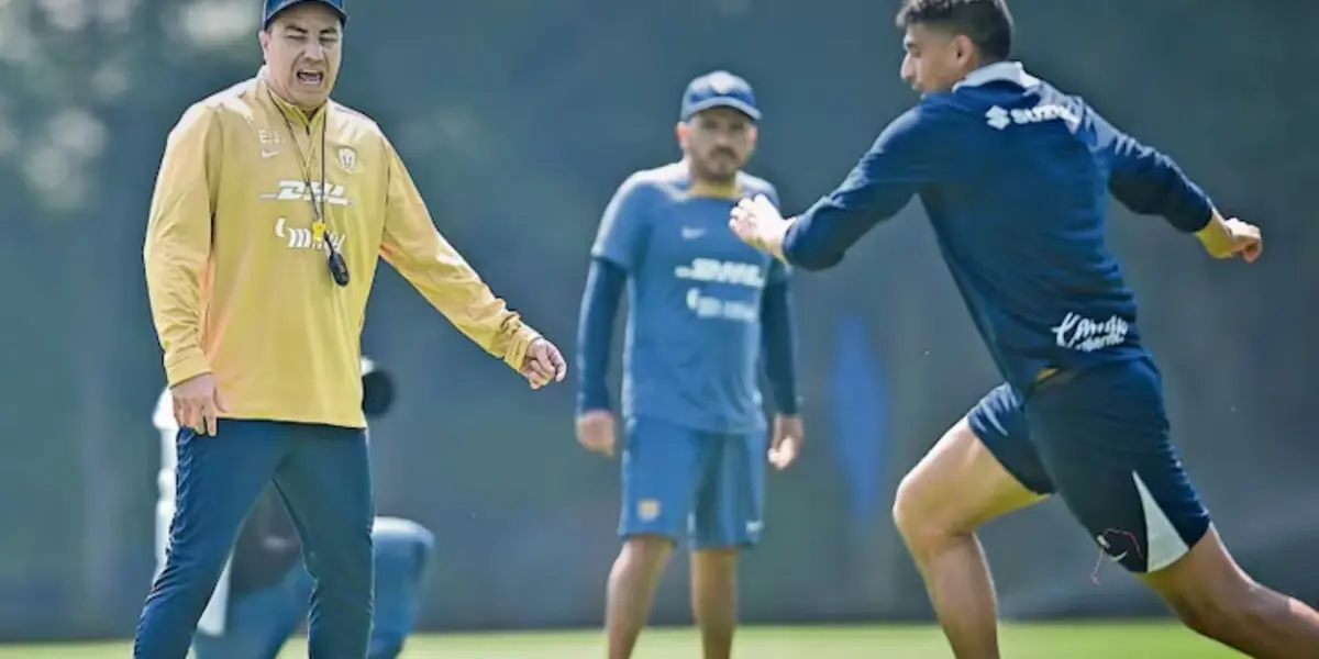 Efraín Juárez en la práctica de los Pumas (Fuente: Mexsports)
