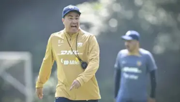 Efraín Juárez en práctica del combinado de los Pumas (Fuente: Pumas)