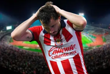 El canterano auriazul es quien se lleva el reconocimiento de la afición de Chivas, pero al menos en CU ya no es muy bien recibido