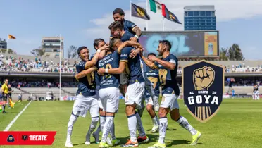 El exjugador venido del Ajax ahora demuestra su amor por Pumas.
