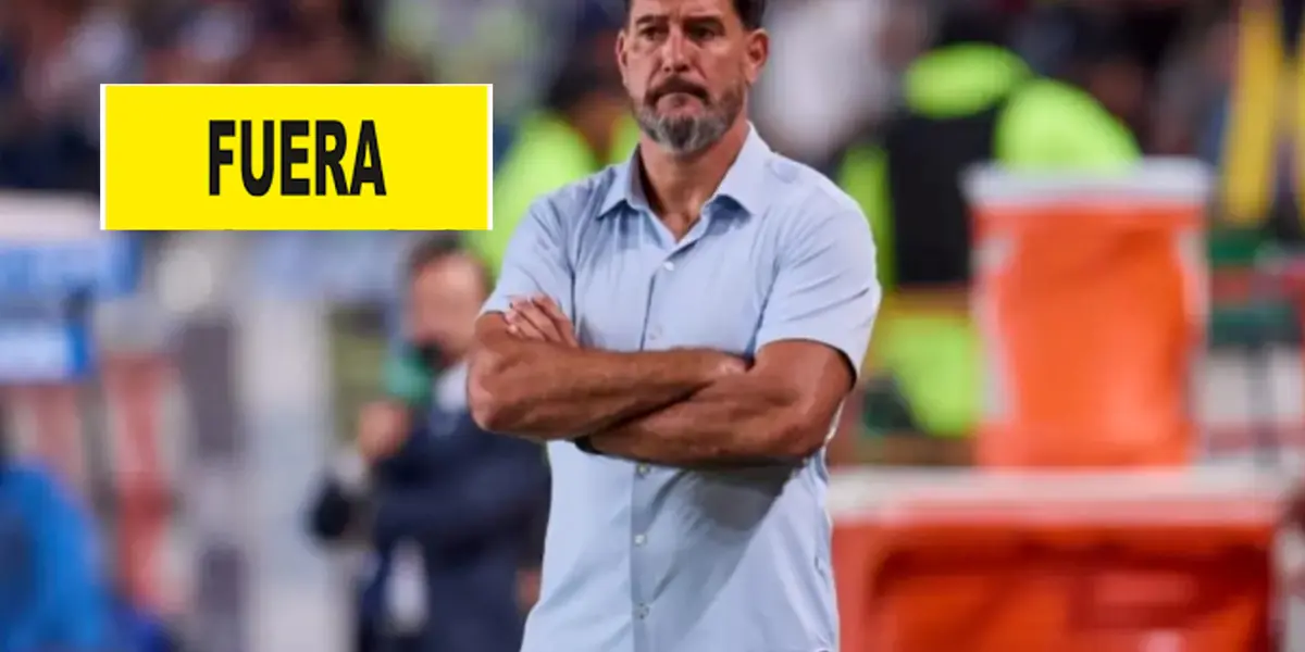 Gustavo Lema analizando un juego de Pumas, ante Necaxa (Fuente: Mexports)