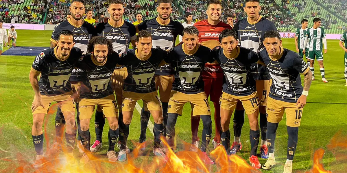 Gustavo Lema con equipo de Pumas en foto oficial