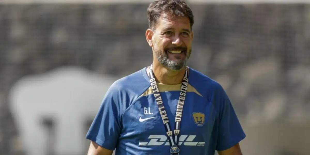 Gustavo Lema con Pumas