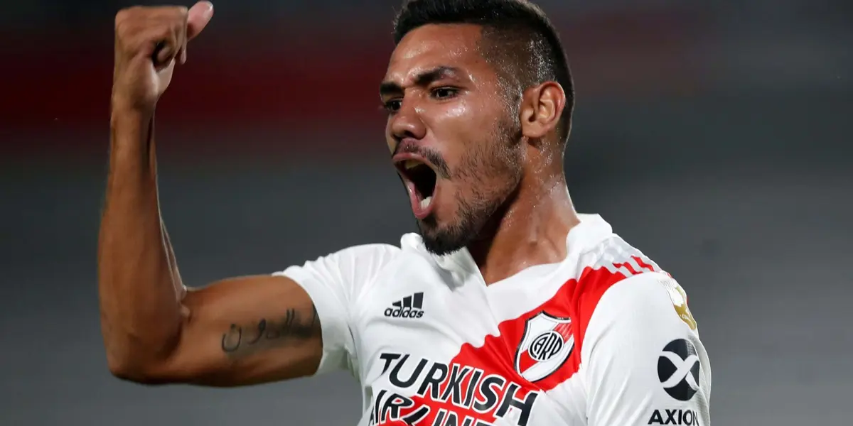 Héctor David Martínez con River Plate
