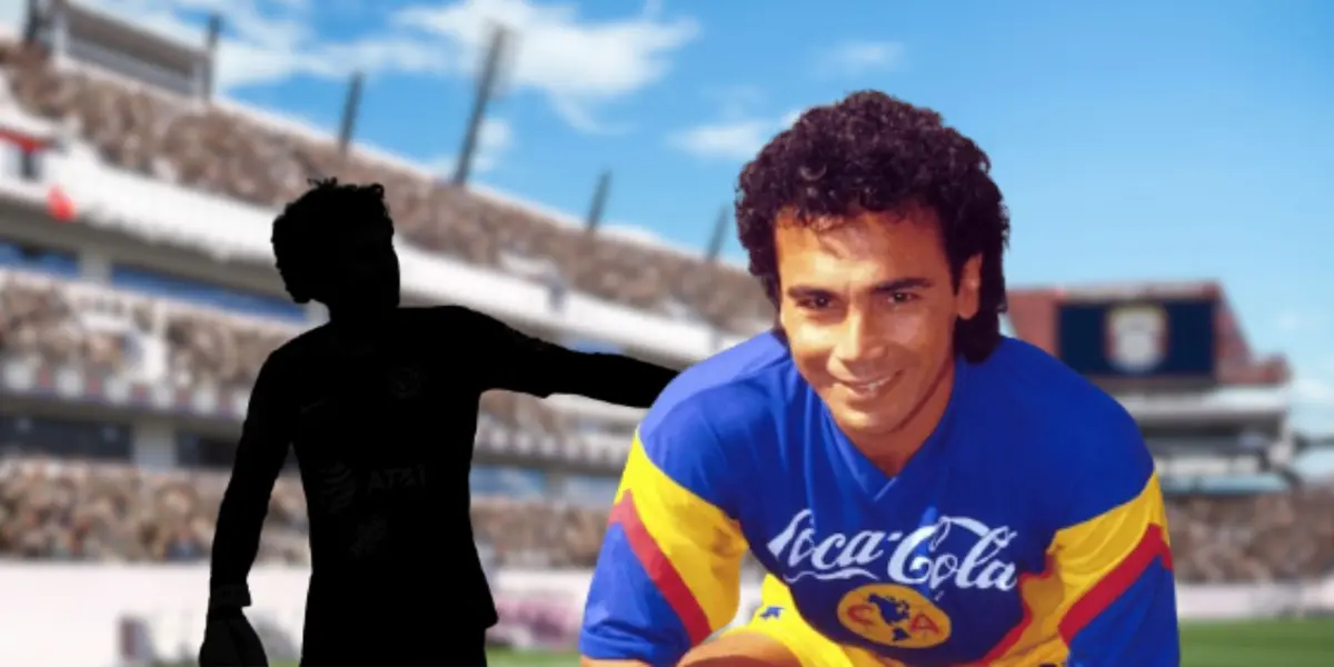 Hugo Sánchez posando con el uniforme del América en 1992