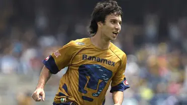 Ignacio Scocco jugando con Pumas de la UNAM