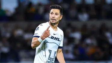 Jesús Molina jugando con Pumas