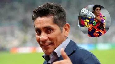 Jorge Campos en un juego amistoso, dirigiendo (Fuente: Quinta Fuerza)