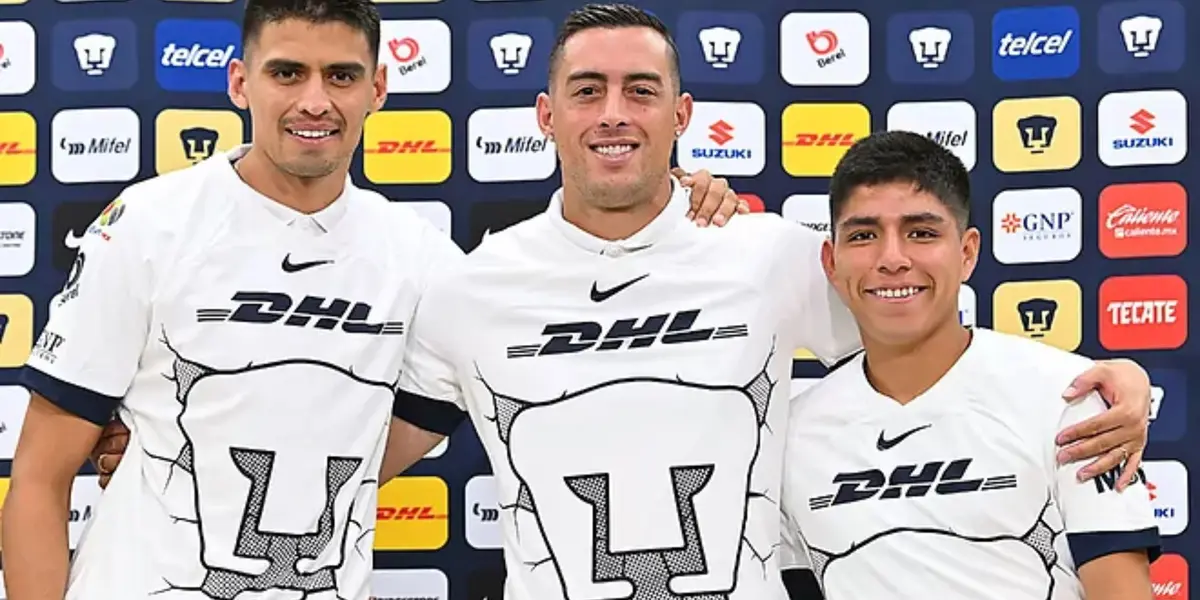 Jugadores de Pumas presentados como refuerzos en CU (Fuente: Pumas)