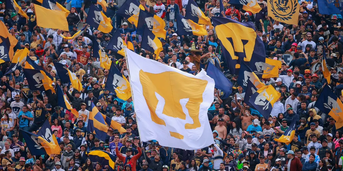 La afición de Pumas al grito de guerra / @PumasMX