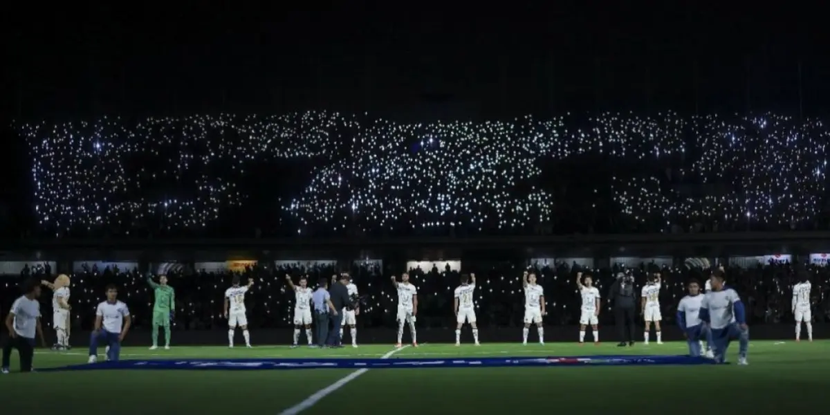 La hinchada de Pumas se distingue por la calidad de los mosaicos que presenten en el Estadio