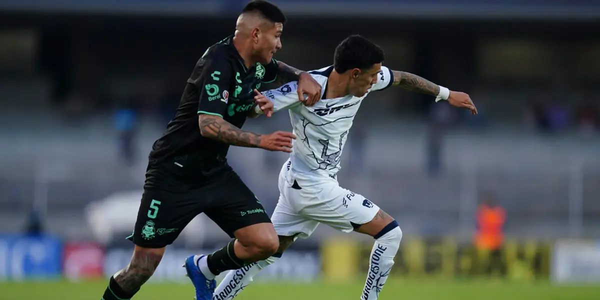 Leo Suárez con los Pumas de la UNAM