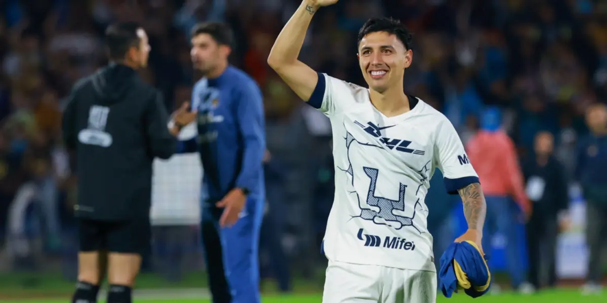 Leo Suárez hace el goya con la gente de Ciudad Universitaria (Fuente: Mexsports)