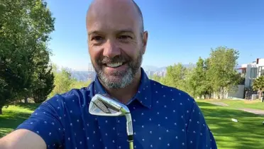 Luis García juega golf en un club (Fuente: Ig Luis García)
