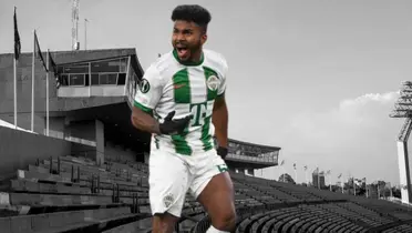 Marquinhos Costa jugando con el Fenervacos y estadio de CU