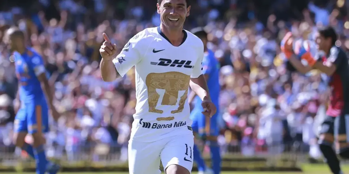 Matías Alustiza festeja gol convertido a Tigres (Fuente: Imago)