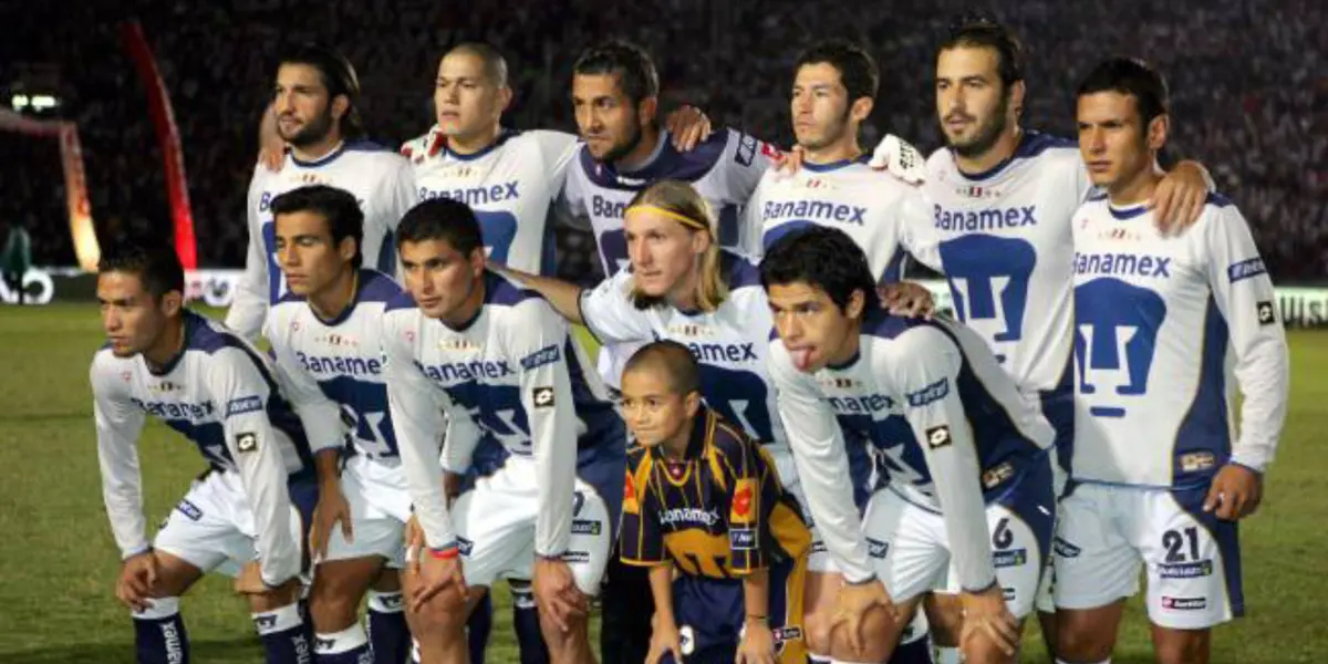 Pumas de la UNAM foto oficial 2004
