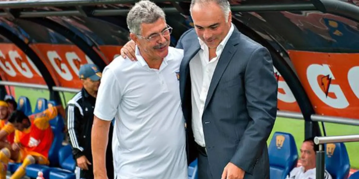 Ricardo Ferretti y Guillermo Vázquez con Pumas