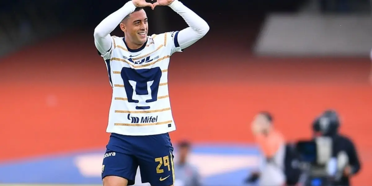 Rogelio Funes Mori marca su único gol en Pumas, ante Tigres (Fuente: Mexsports)