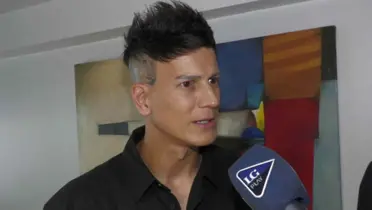 Sebastián Sosa dando entrevista a La Gaceta
