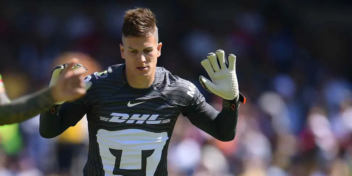 Sebastián Sosa jugando con Pumas