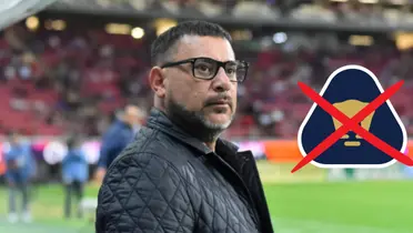 Turco con el escudo de Pumas/FOTO: Esto