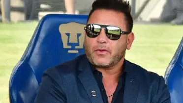 Antonio Mohamed en el banquillo de los Pumas (Fuente: Mexsports)